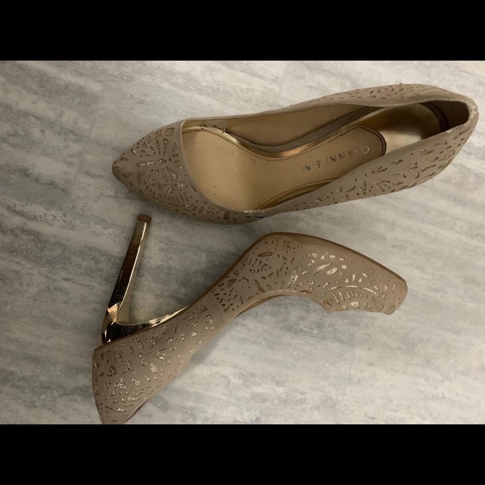 Gianna Bini Pumps